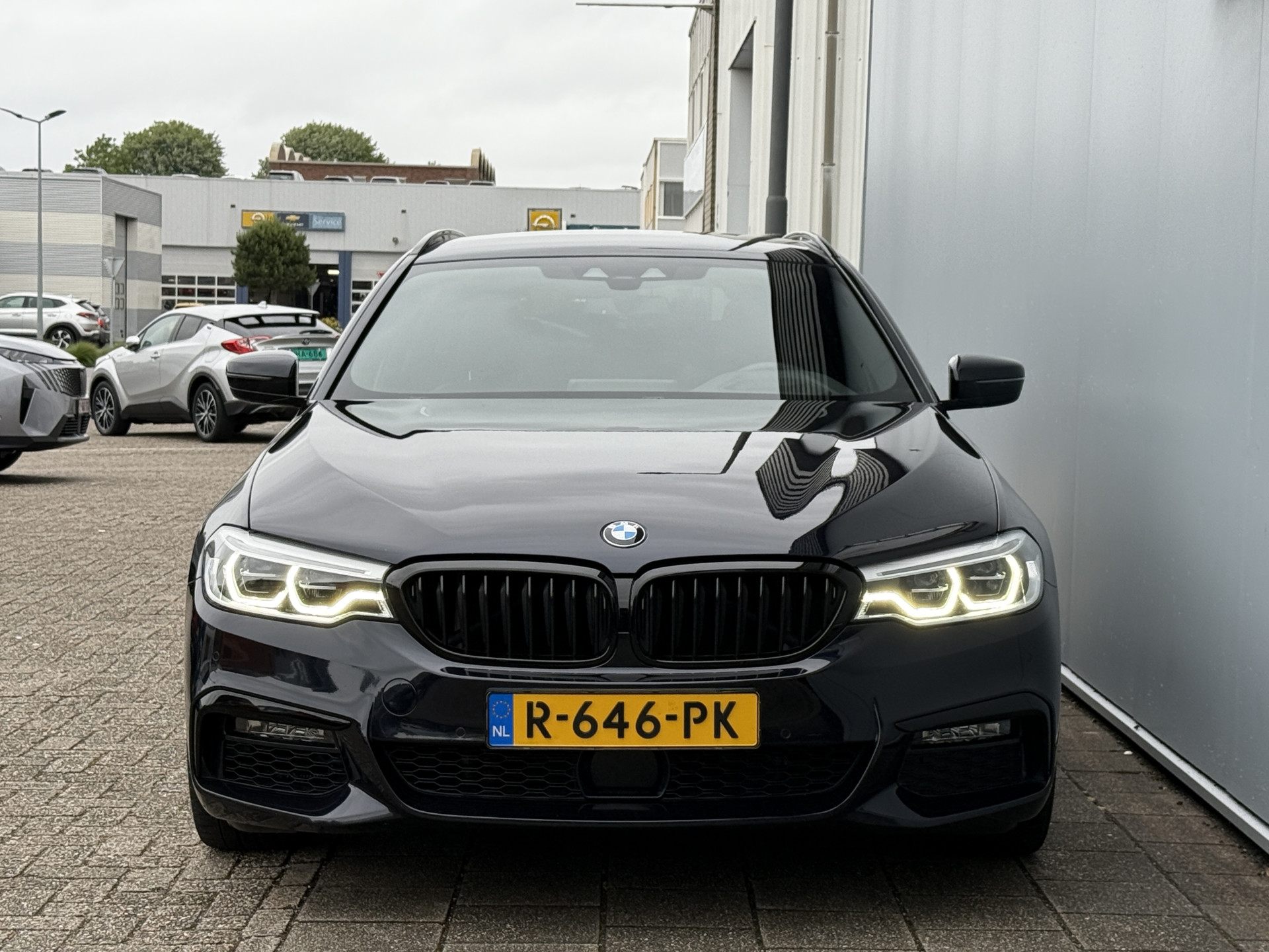45257672-46.jpg
